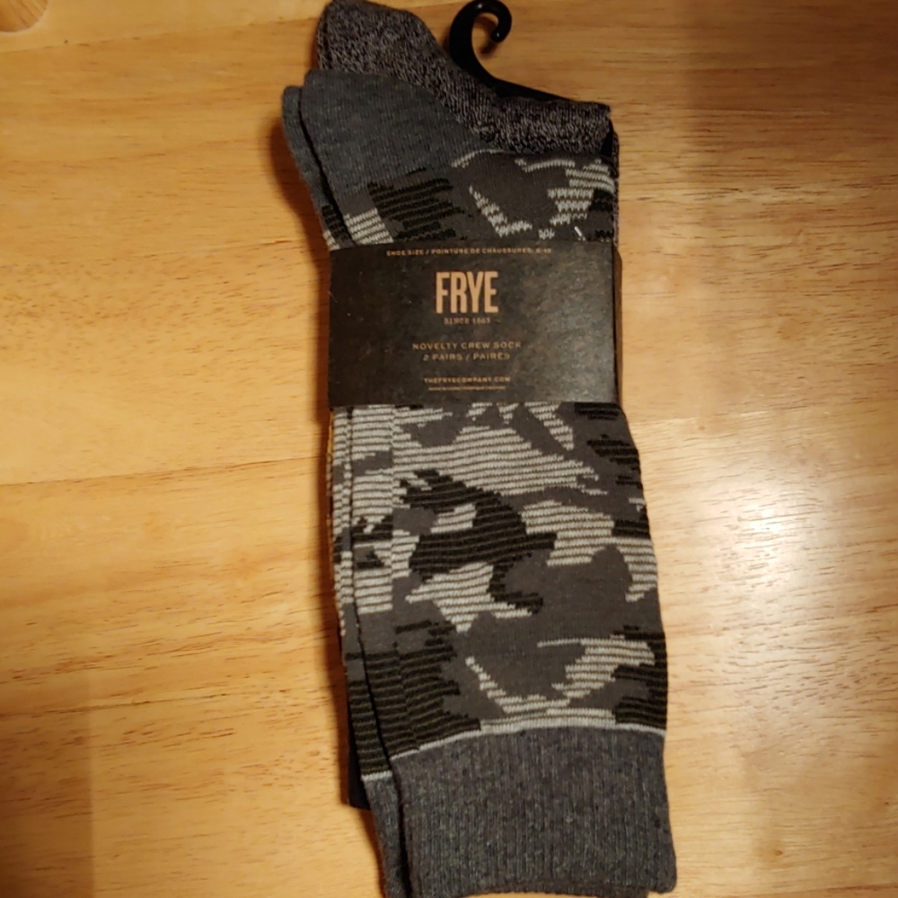 NEW MENS FRYE SOCKS 1 PACK = 2 PAIR
